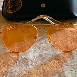 Ray Ban polarized sun glasses worn once
